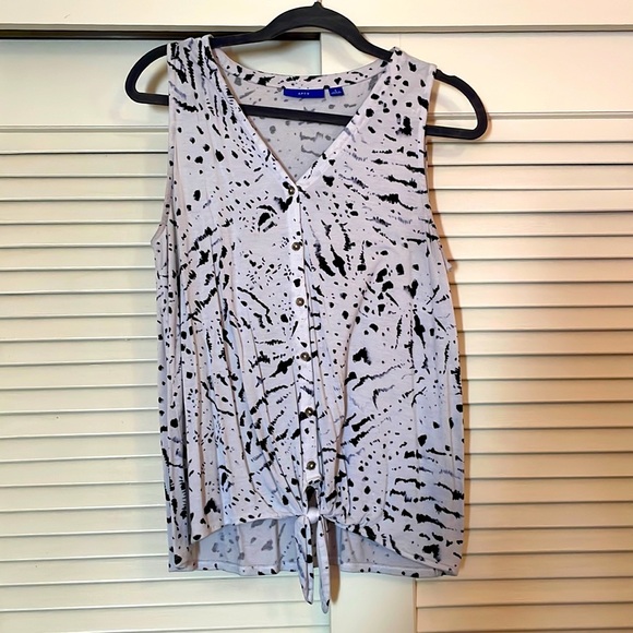 Tank - Picture 2 of 3